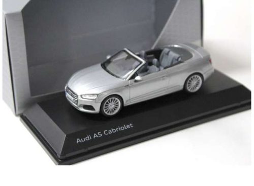 1:43 2017 Audi A5 Cabriolet, ezüst metallic