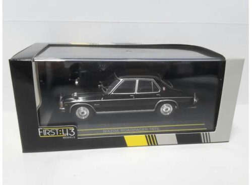 1:43 1975 Mazda Roadpacer, fekete