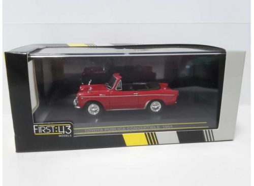 1:43 1964 Toyota Publica convertible, piros