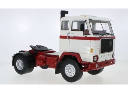 1:18 1971 Volvo F88, fehér/piros