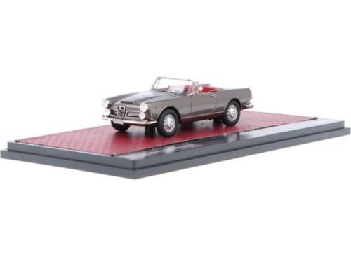 1:43 1962-1965 Alfa Romeo 2600, szürke metallic