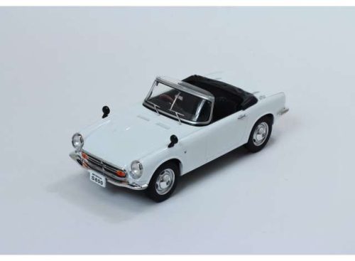 1:18 1966 Honda S800 convertible *Diecast Sealed Body Series*, fehér