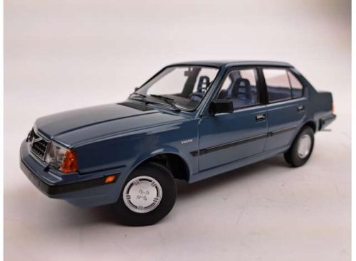 1:18 1987 Volvo 360 kék-szürke with kék interior 