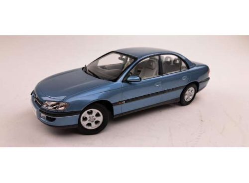 1:18 1996 Opel Omega B, polar kék metallic