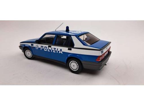 1:18 Alfa Romeo 75 Polizia