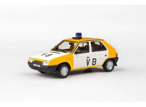 1:43 1988 Skoda Favorit 136L Czechoslovak Communist Police, fehér/narancs