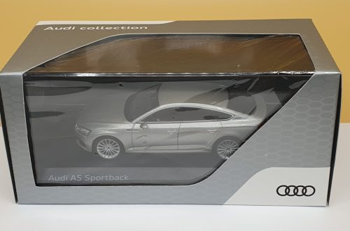 Audi A5 Sportback ezüst metál Dealer Edition 2017 1:43 Spark / Audi Modell