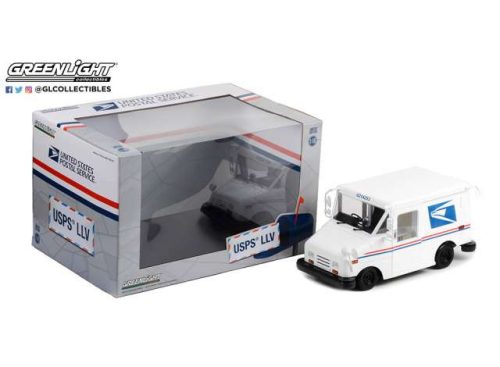 1:18 United States Postal Service (USPS) Long-Life Postal Delivery Vehicle (LLV), fehér