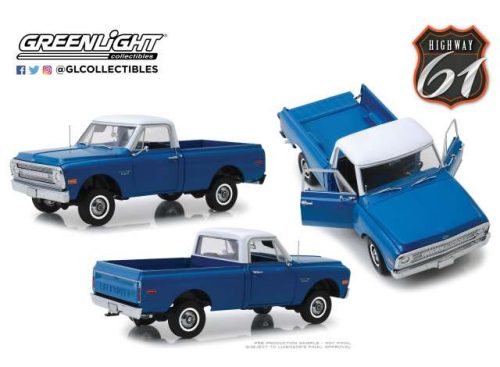 1:18 1970 Chevrolet C-10 with Lift Kit, darl poly kék