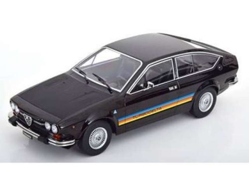 1:18 1979 Alfa Romeo 2000 GTV Turbodelta, fekete/flatfekete