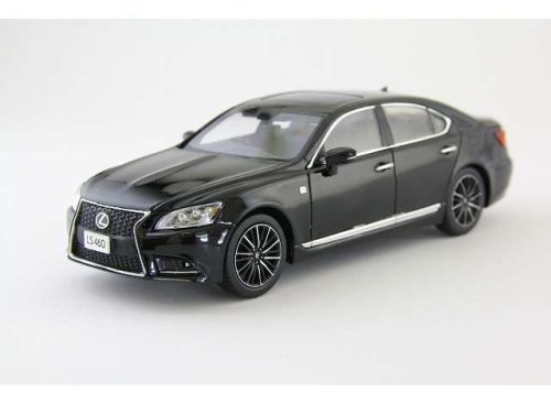 Lexus LS460 F sport, fekete