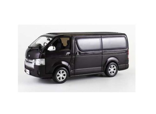 1:43 2014 Toyota Hiace, bordeaux (dark barna-purple).