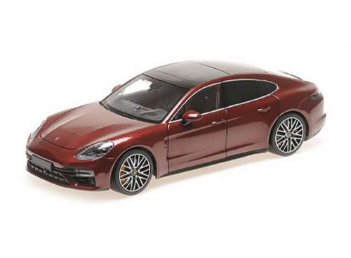 1:18 2020 Porsche Panamera Turbo S, piros