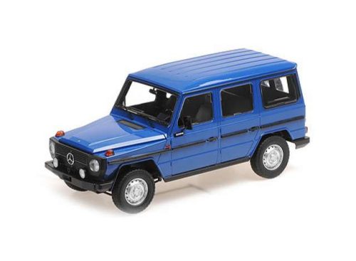 1:18 1980 Mercedes Benz G-model long (W460), dark kék