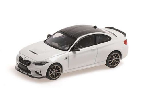 1:43 2020 BMW M2 CS, fehér with arany wheels