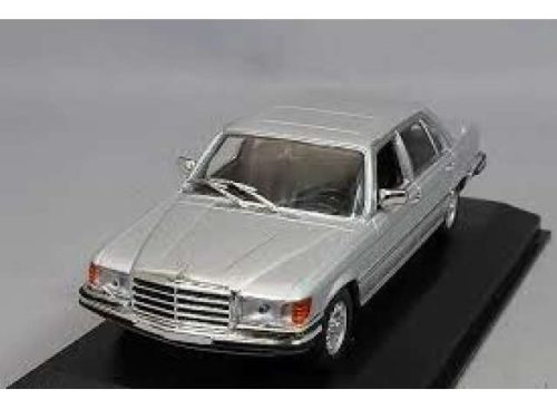 1:43 1972 Mercedes-Benz 450 SEL 6.9, ezüst