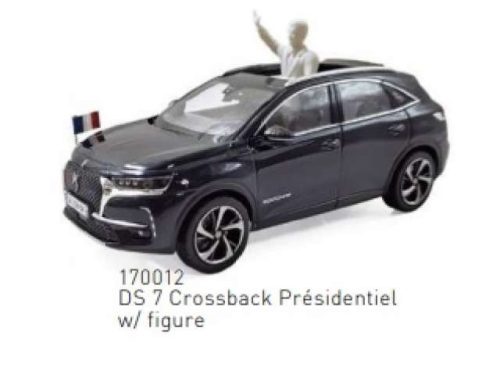 1:43 2017 DS 7 Crossback Presidentiel with Figure, fekete