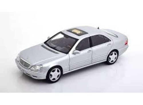 1:18 2000 Mercedes Benz S55 AMG W220, ezüst