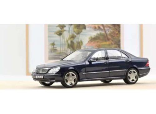 1:18 2000 Mercedes Benz S55 AMG, kék