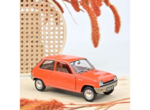 1:18 1972 Renault 5, narancs