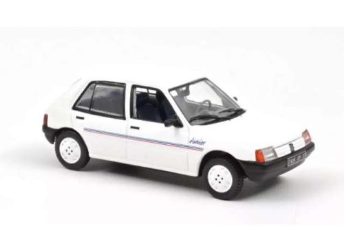 1:43 1988 Peugeot 205 Junior, fehér