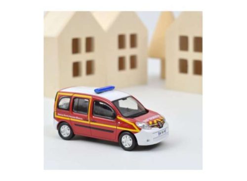 1:43 2013 Renault Kangoo Pompiers Infirmier SSSM, piros/fehér