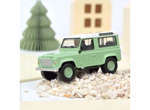 1:43 1995 Land Rover Defender, zöld/fehér