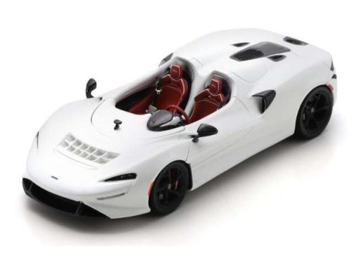 1:43 2021 McLaren Elva, metallic fehér